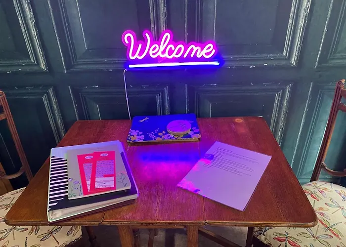 Bedford House Retreat סקארבורו